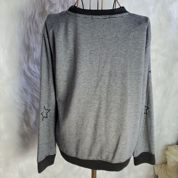 Mododoc Black & Gray Star Print Knit Pullover Sweater Size Small - Picture 6 of 11